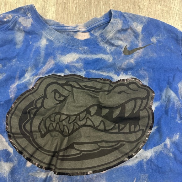 Nike University of Florida Gators Cropped Shirt Size Medium - Picture 2 of 4